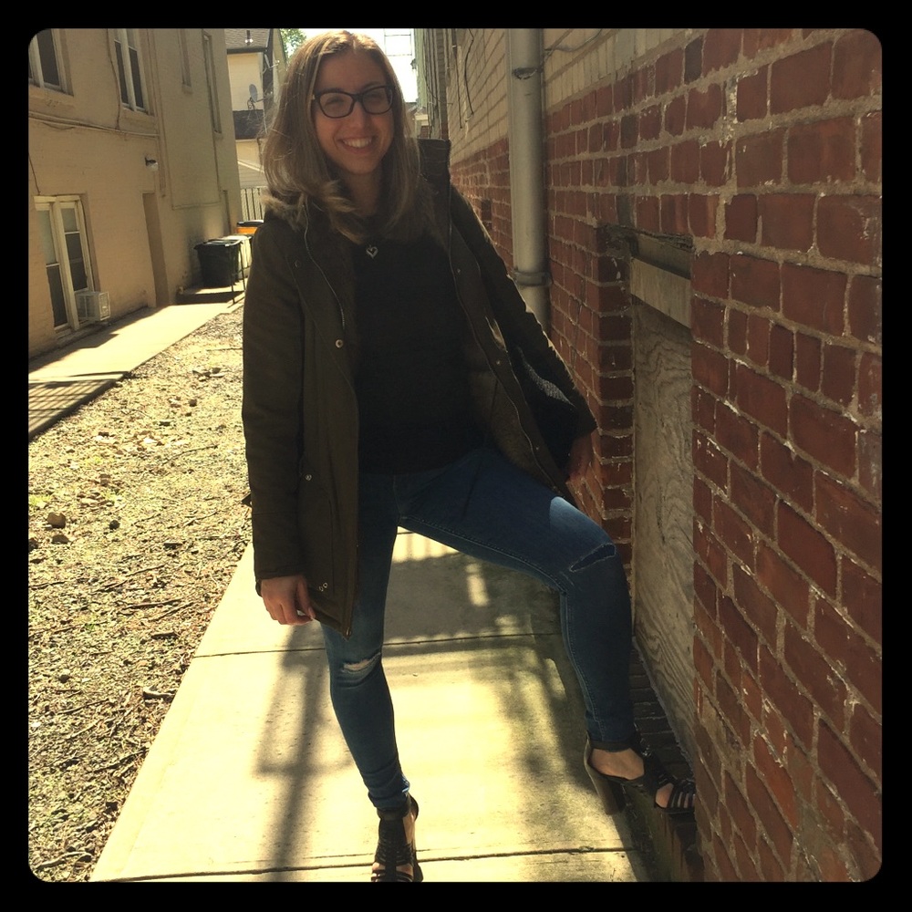 Meet your Posher, Nicole